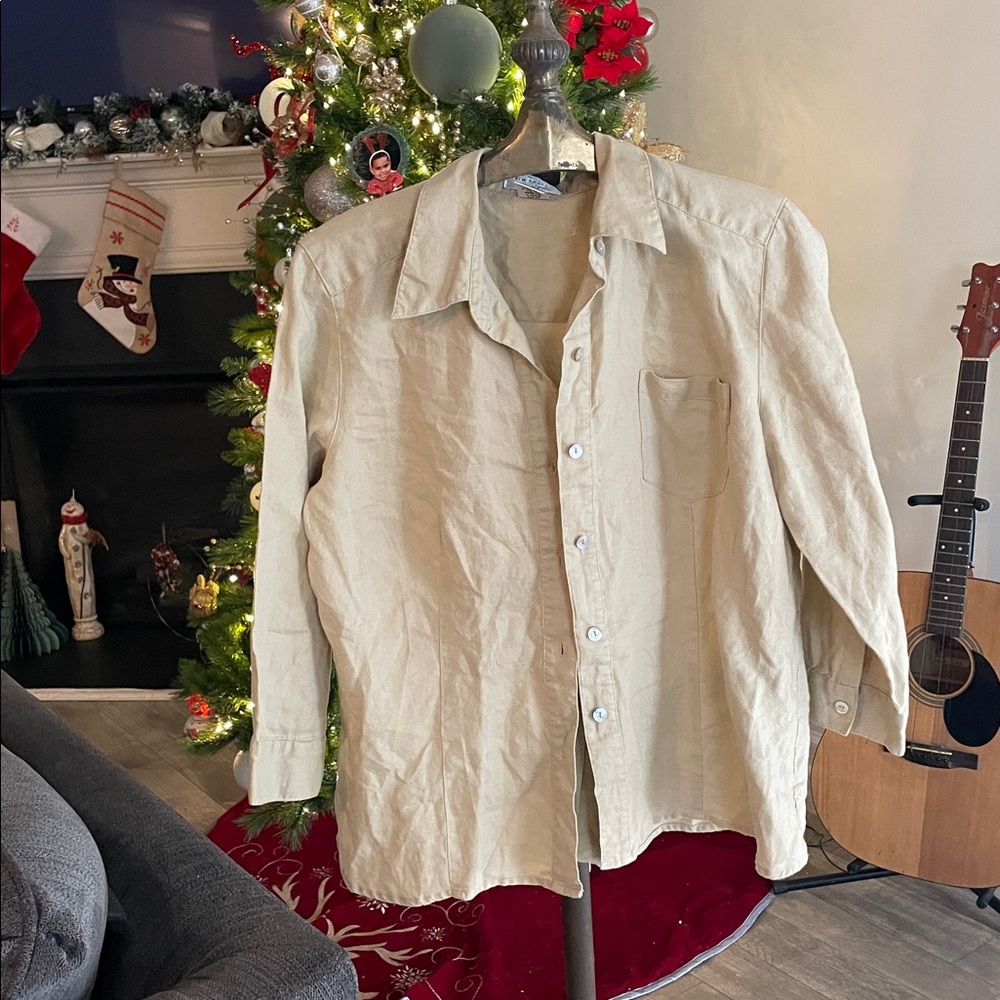Women's Cream Button-Up Shirt